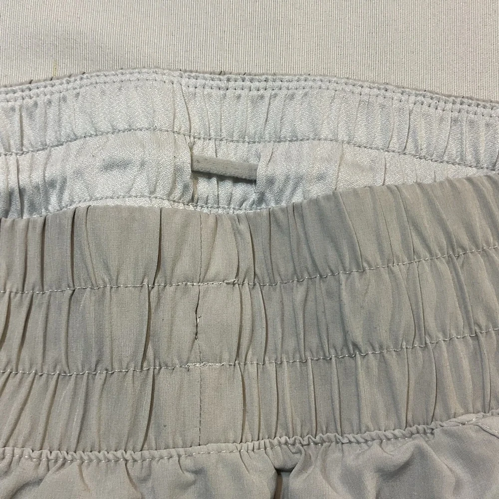 Avia Light Gray High Waist Elastic Band Size S (0-2) Running Shorts Zip Pocket‎